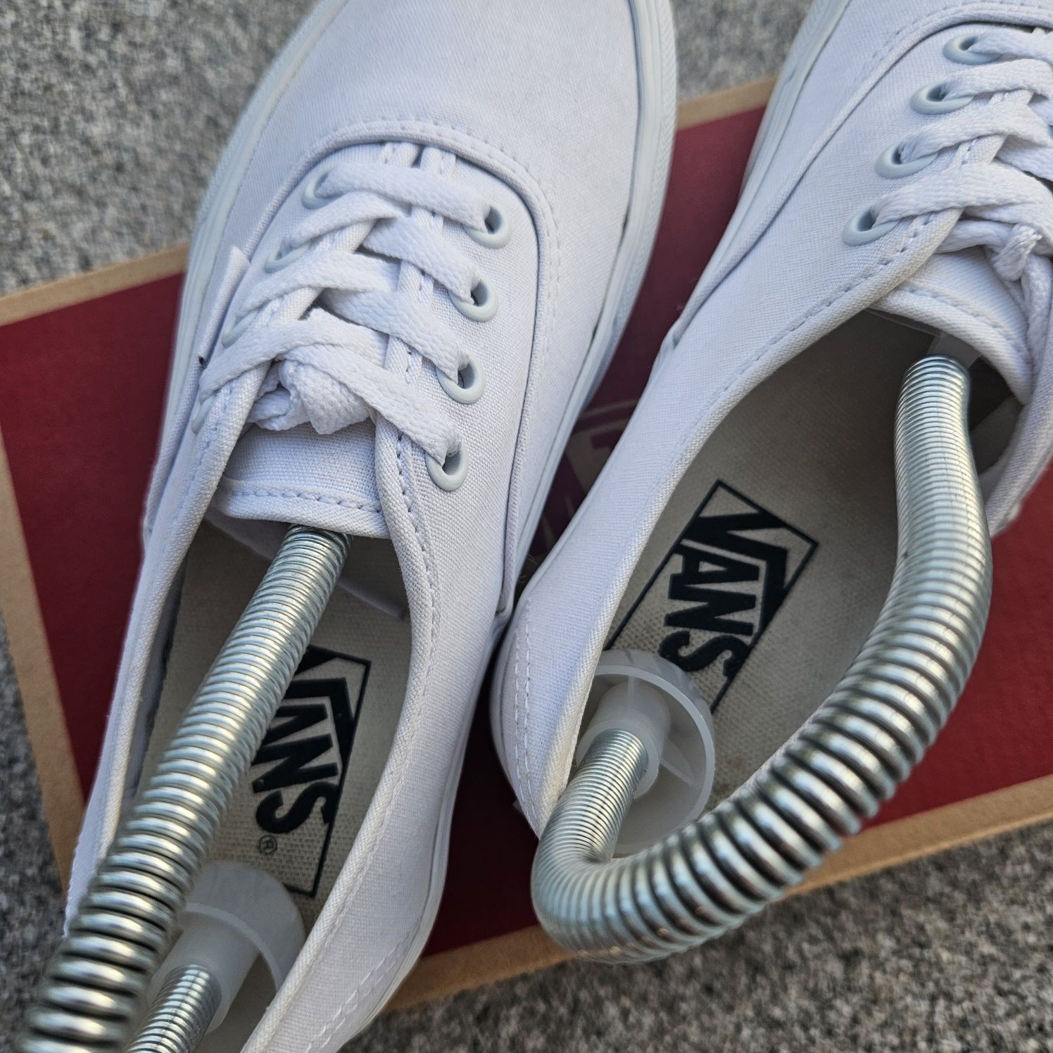 Trampki Vans Authentic Platforma True White Białe