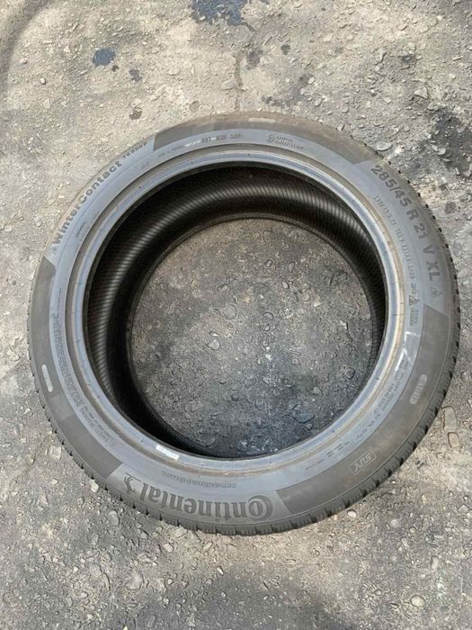 Шини 285/45 R21 пара Continental 6,2мм зима 2022р ранфлет