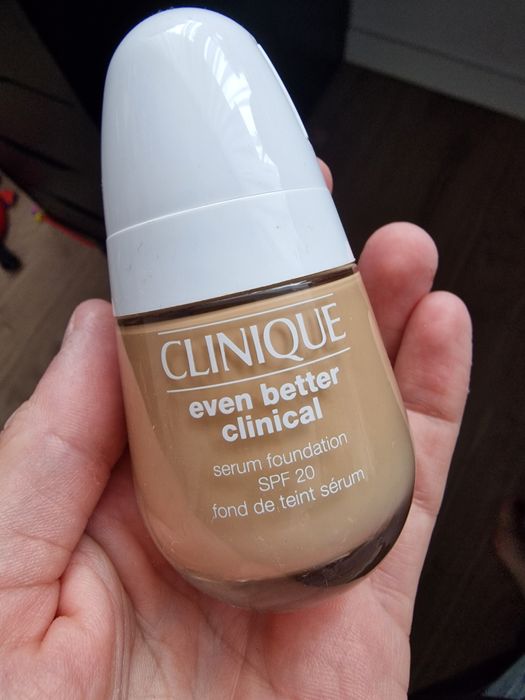 Podkład serum Clinique even better WN 38 stone