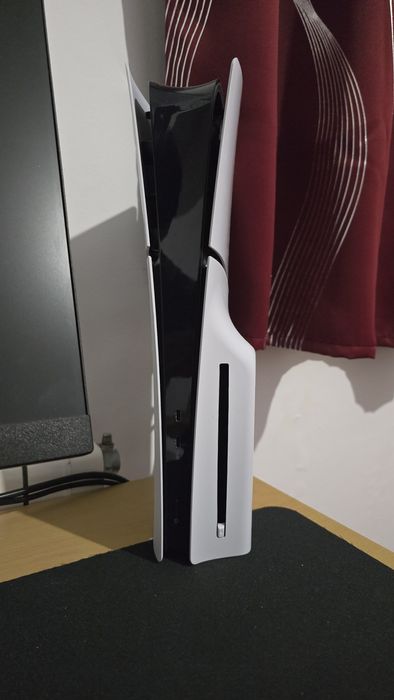 Platstation 5 slim