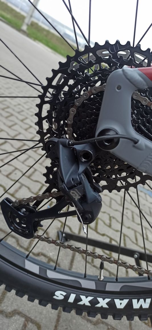 Mondraker level R, Bosch Smart 750Wh FOX ( cube, focus, spec)