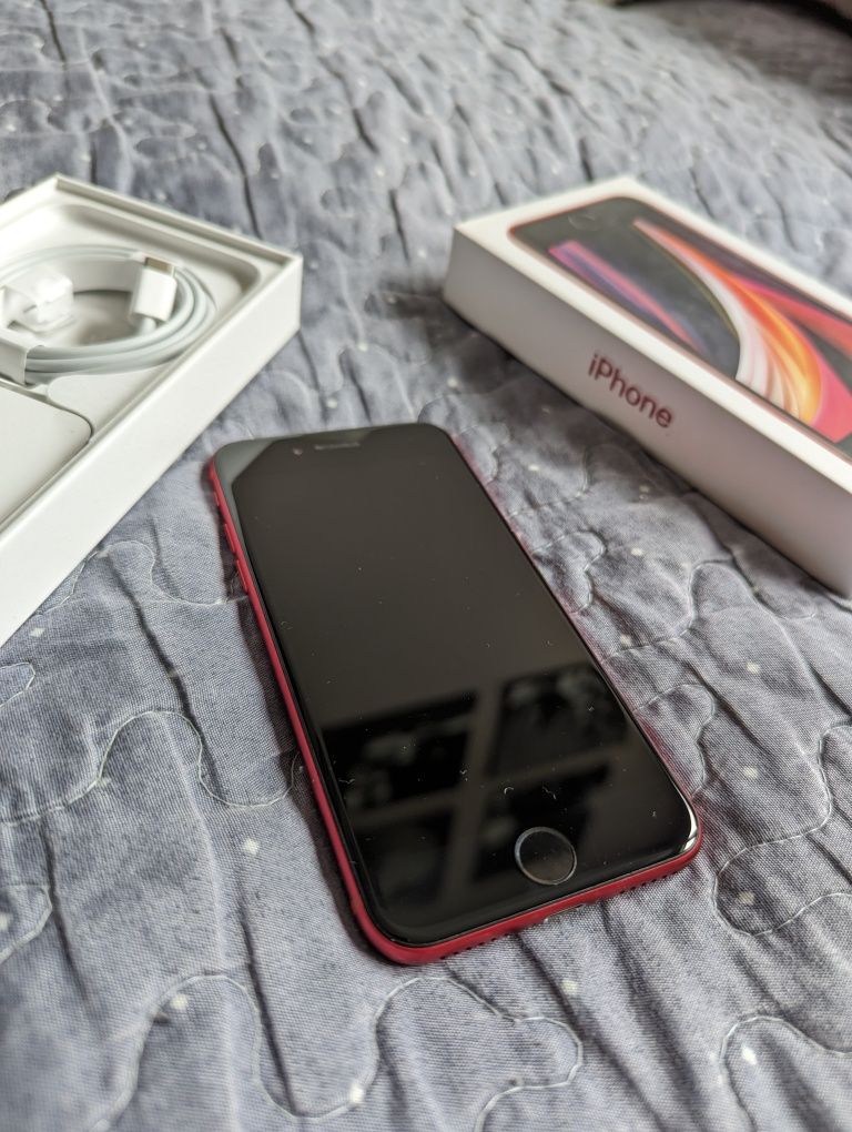 iPhone SE (2020) 64gb RED