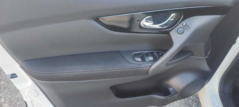 Nissan Qashqai DIG-T Acenta 2017 - COMO NOVO!