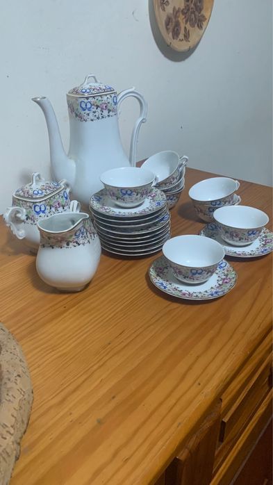 Serviço de chá porcelana Vista Alegre “lacinhos”