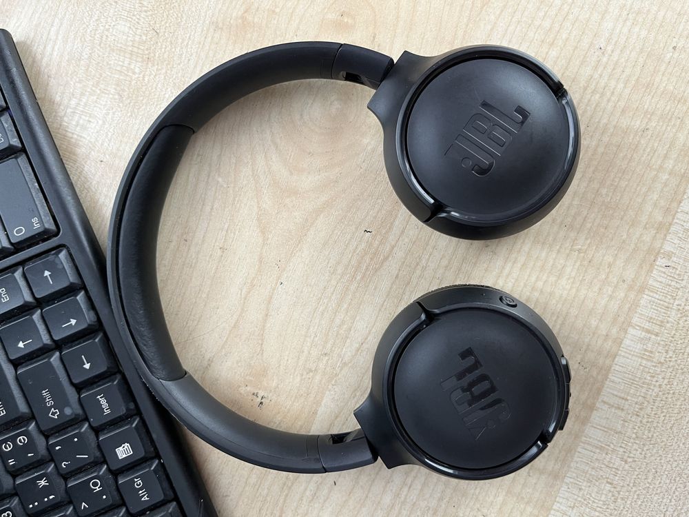 навушники TUNE 560bt