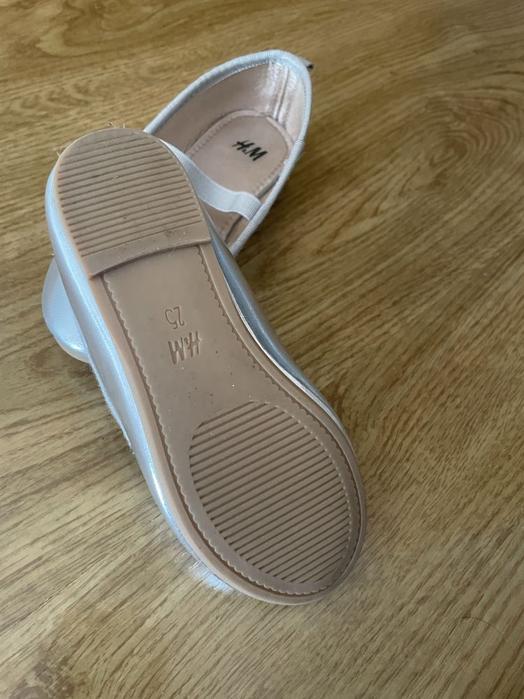 Sapatos de menina