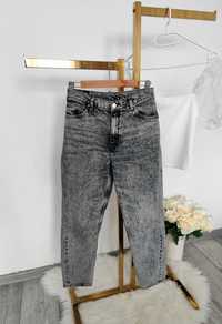Marmurkowe szare spodnie proste jeansy z wysokim stanem bez dziur