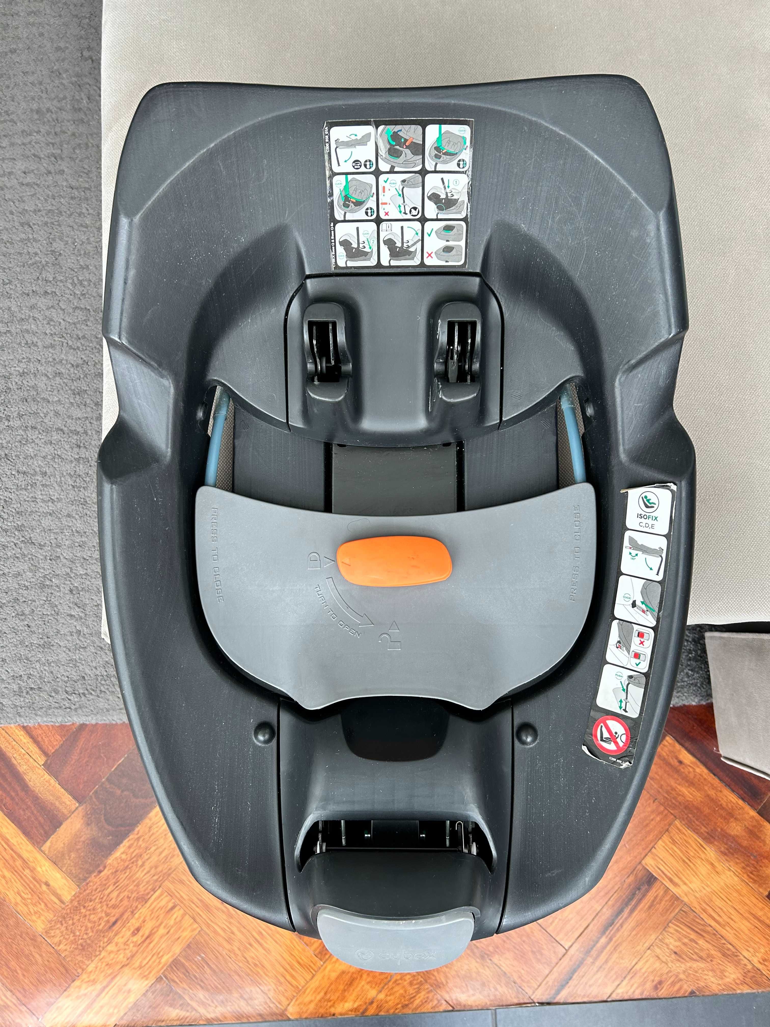 Cybex Modelo Cloud Q Platinium (Ovo + Base Isofix)