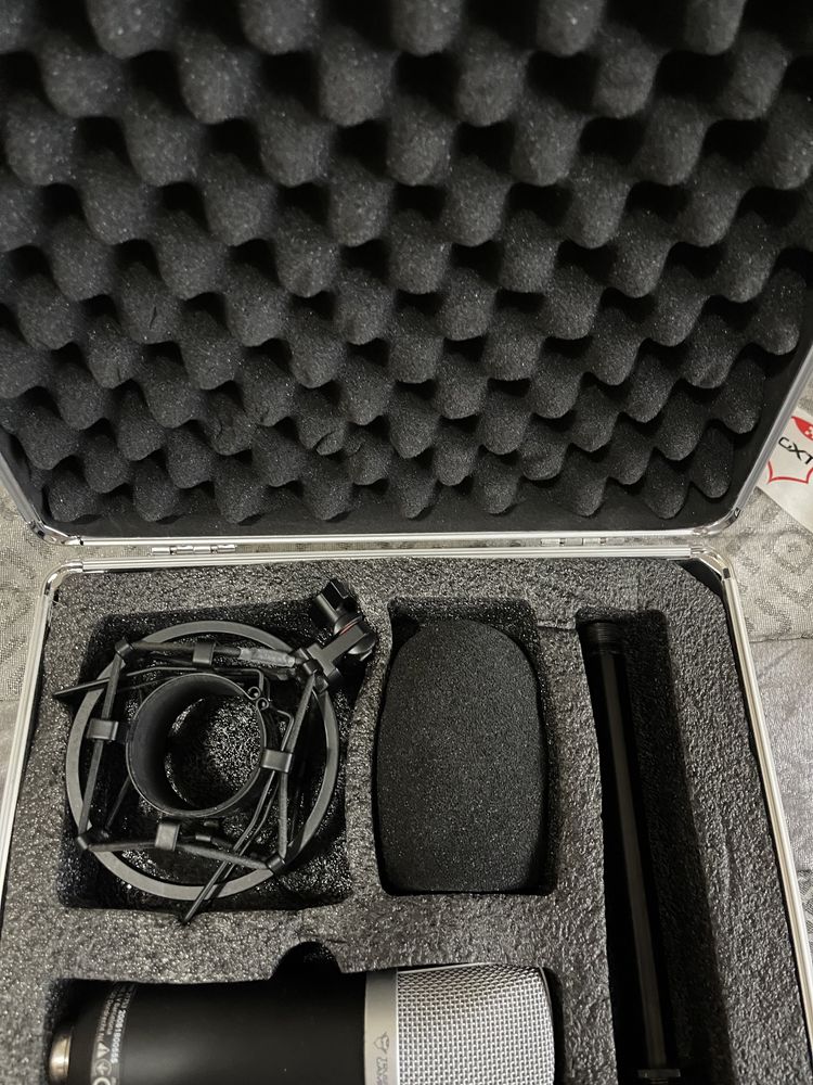 Microfone USB | trust emita gtx + braço