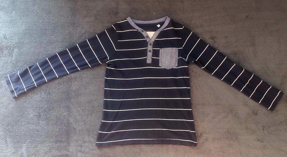 Koszulka chłopięca z długim rękawem rozmiar 122 cm