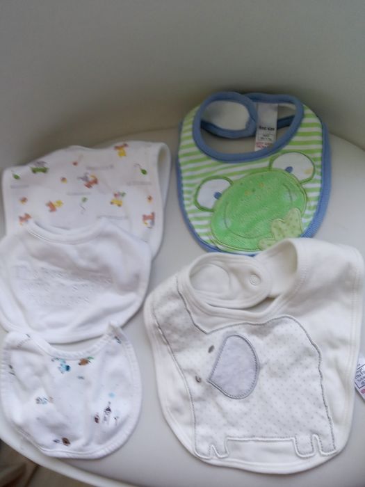 4 szt śliniaki bawełniane niemowlęce. Okazja