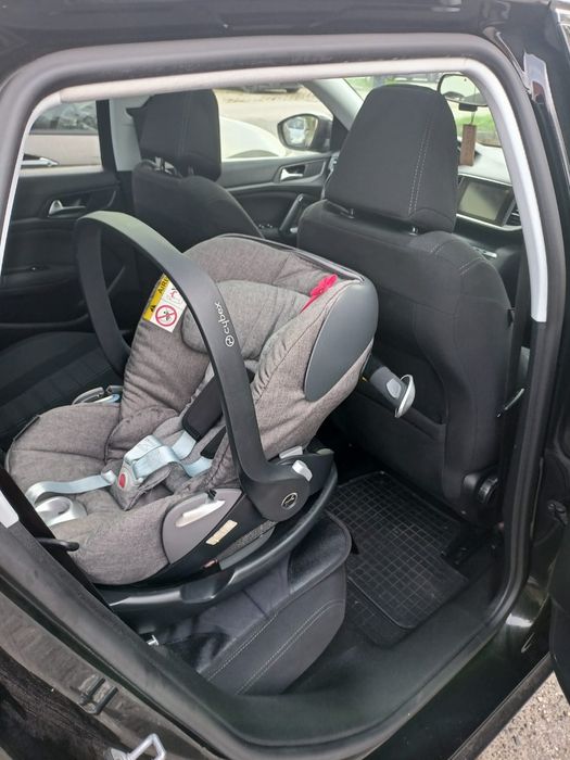 Cybex Cloud Q 0-13 kg + baza