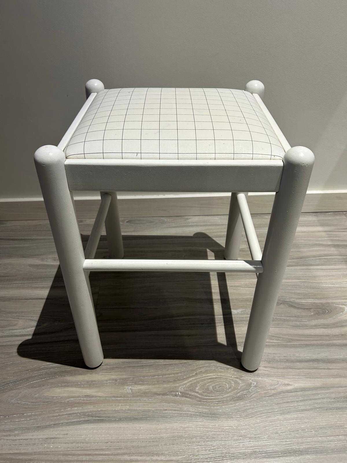 Mesa de cozinha bramca