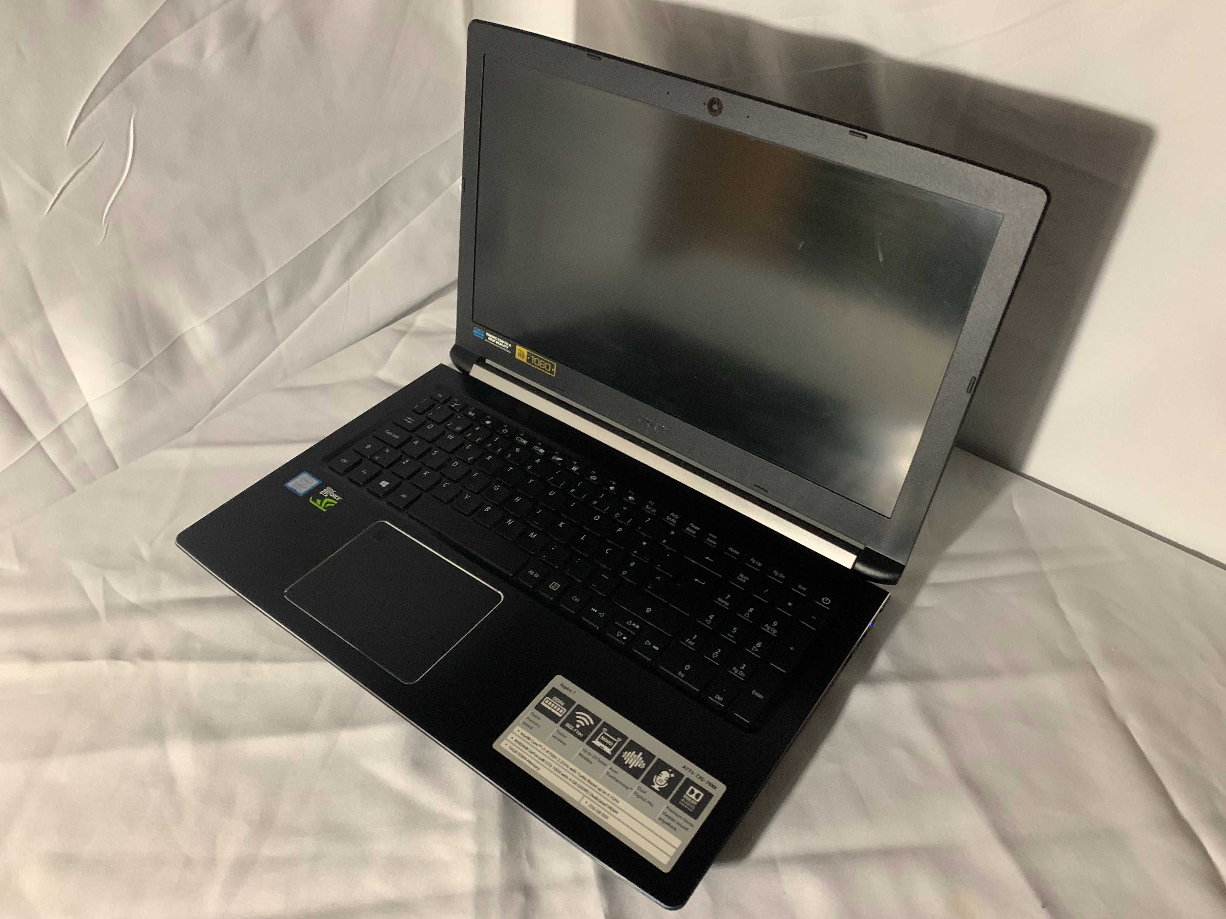 PC Computador Portátil Acer Aspire 7 15''