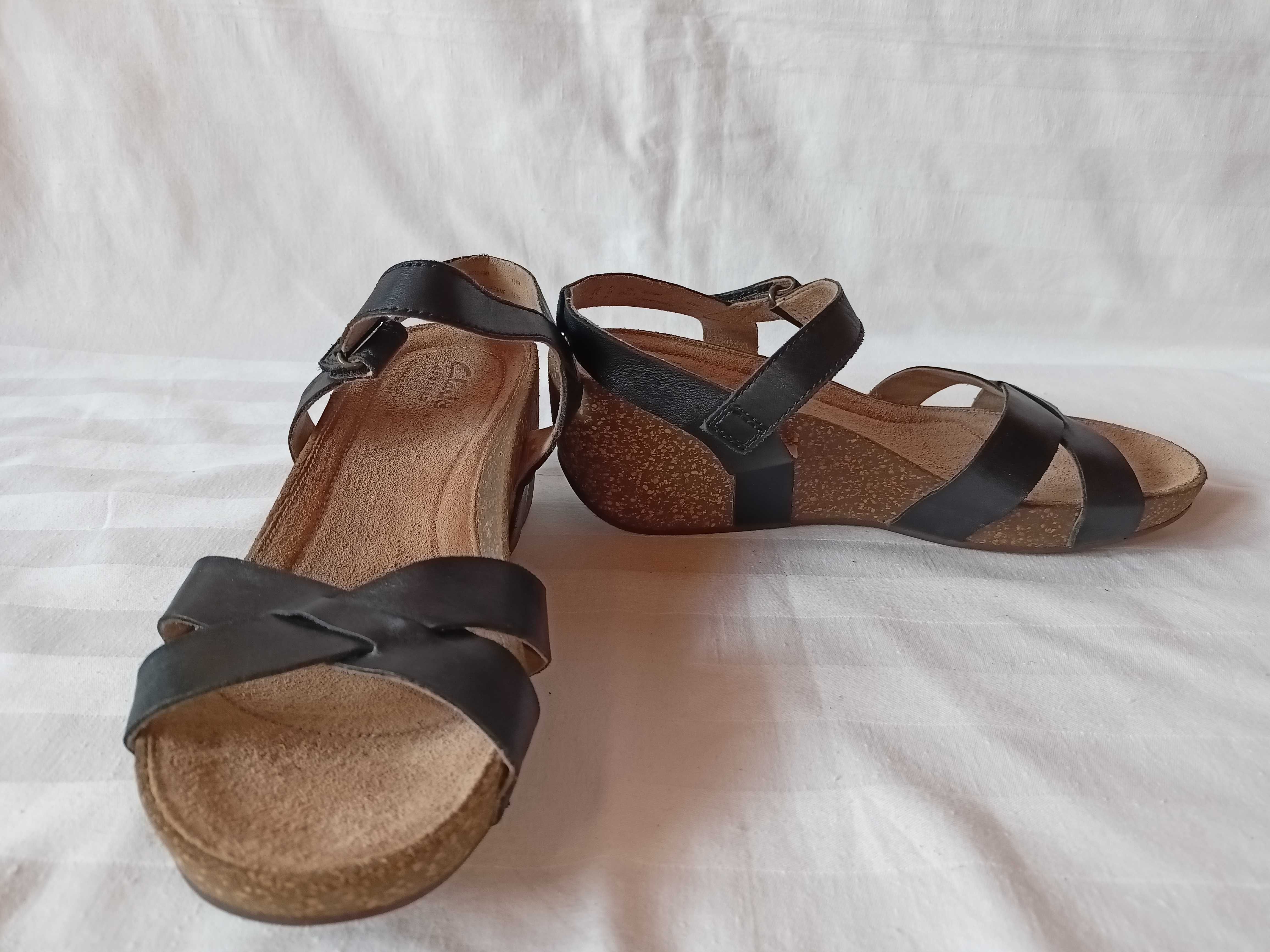 Clarks roz.  41 M/ UK 7 D/- dł. wkł. 26 cm- skóra