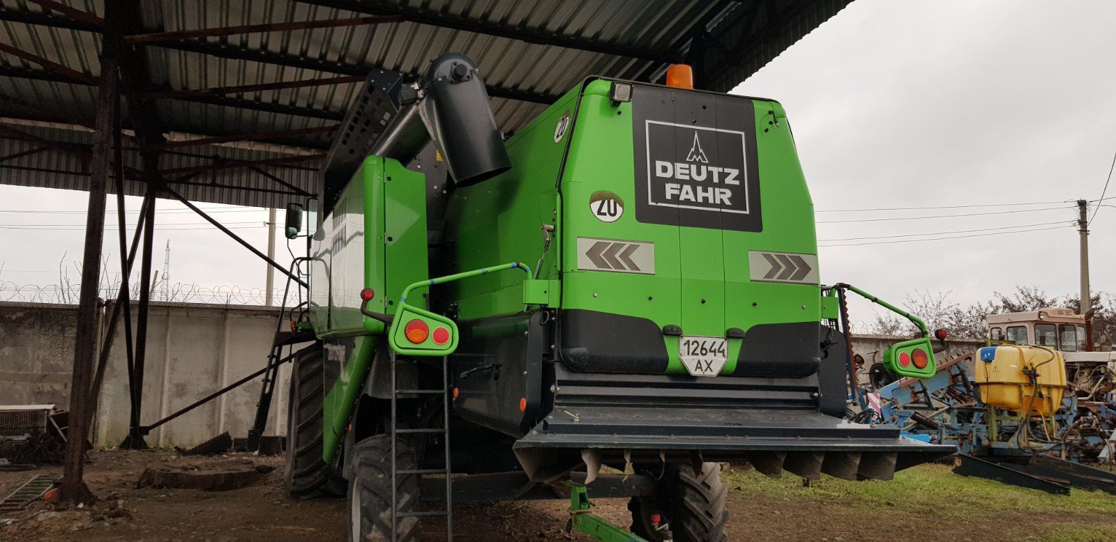 Комбайн зерновой Deutz-Fahr 6090