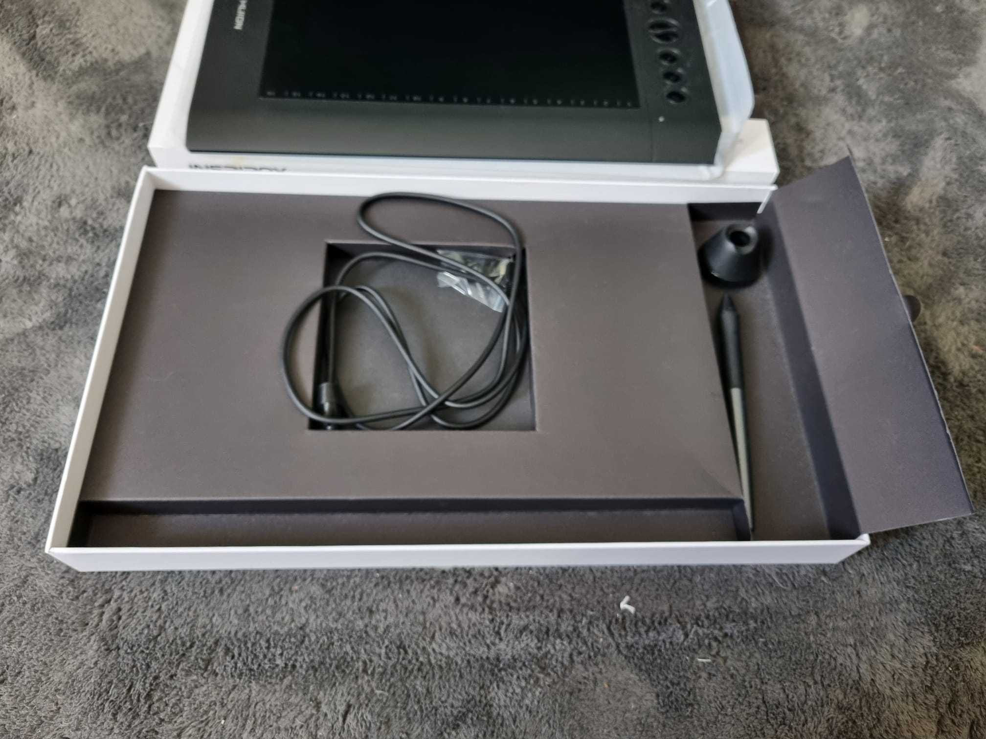 Tablet graficzny Huion 610 PRO v2 – jak nowy!