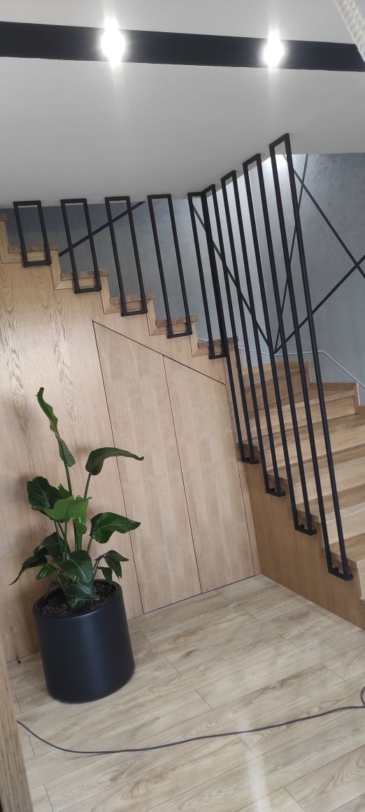 Balustrady wewnętrzne zewnetrzne różne wzory