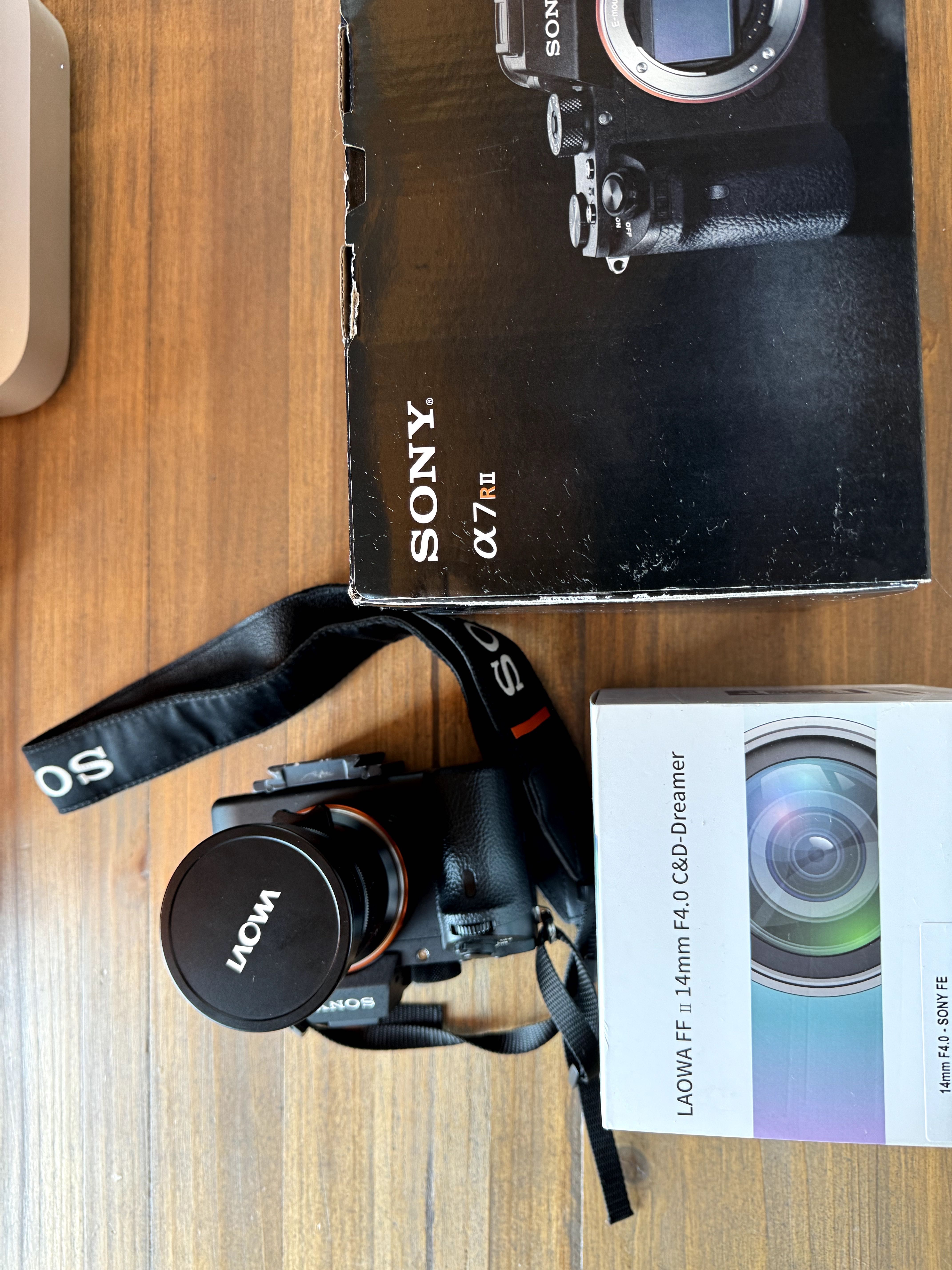 Objetiva Laowa 14mm f/4 para Sony E mount