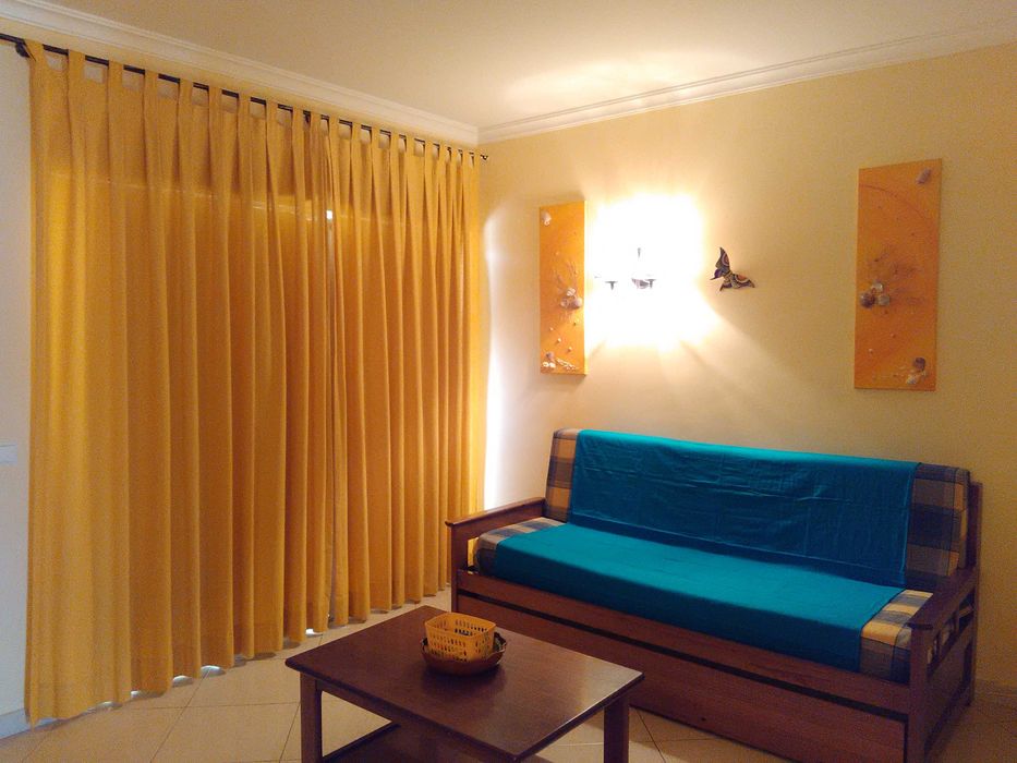 Arrenda-se Apartamento com contrato até 31 de maio