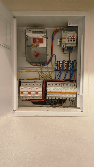 Продам 2 кімнату квартиру в Красилівці Броварський район