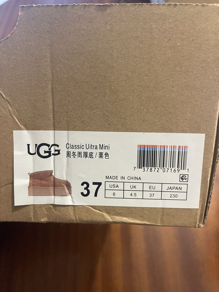 Botas ugg novas em caixa