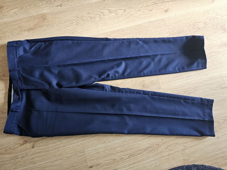 Granatowy garnitur męski z wełną r.182/112/100 56L The King