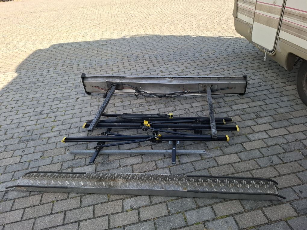 Sprzedam bagażnik do kampera – na rowery i motocykl