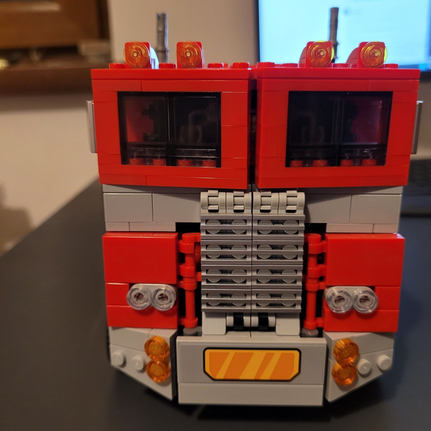 Lego icons, Transformers, Optimus Prime, 10302