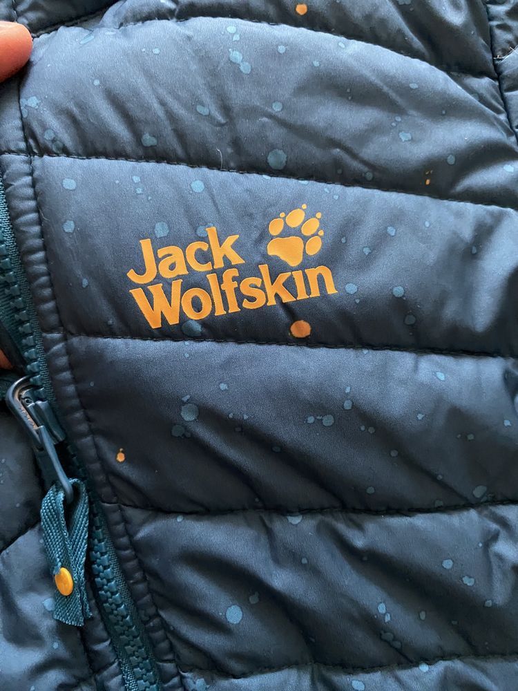 Куртка вітровка Jack Wolfskin 128 см