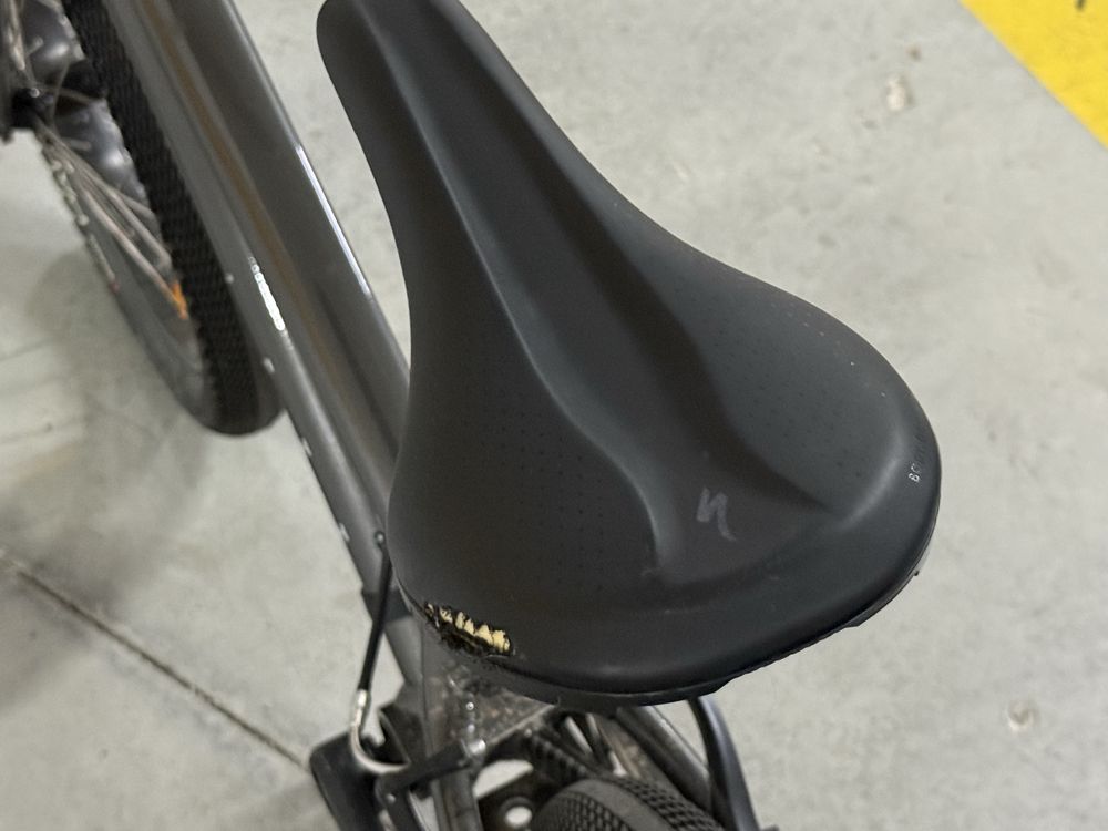 Biclicleta SPECIALIZED preta