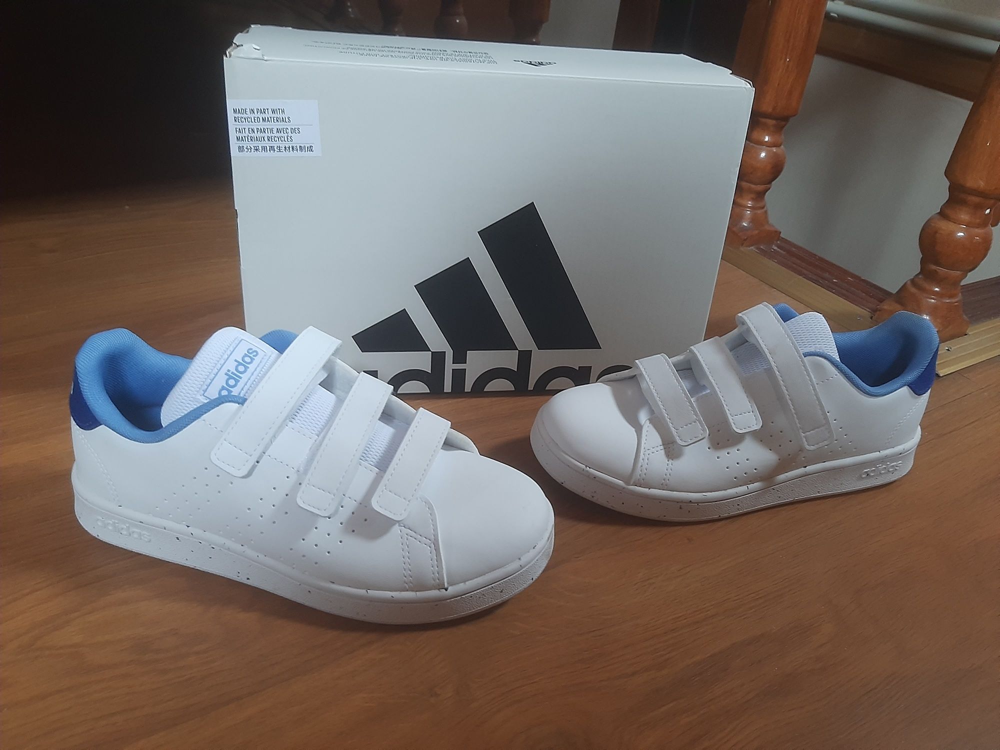 Кроссовки adidas р 32,33,34,35 новые  оригинал