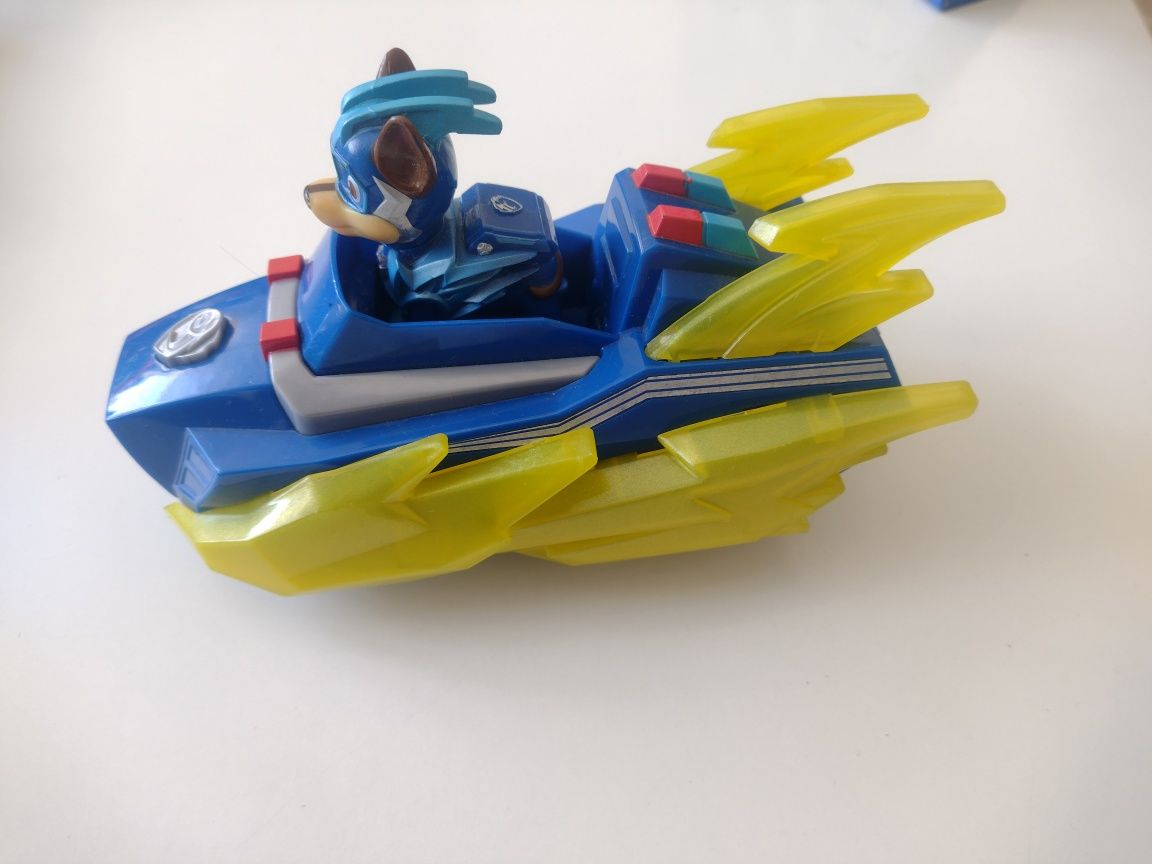 Pojazd Kosmo chase psi patrol