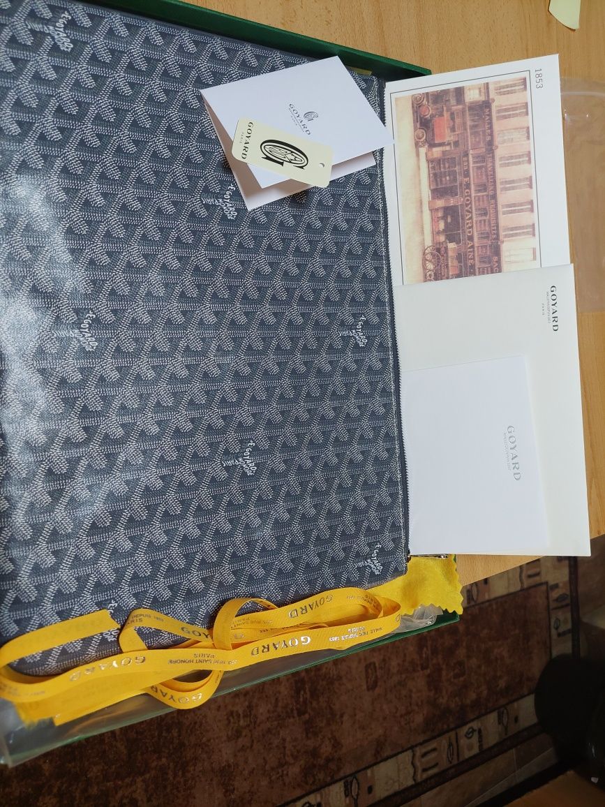 Bolsa Goyard nova