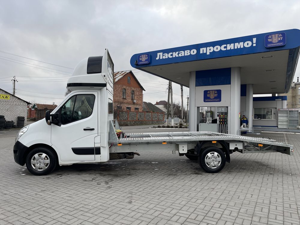 Продам эвакуатор Renault Master 3 автовоз