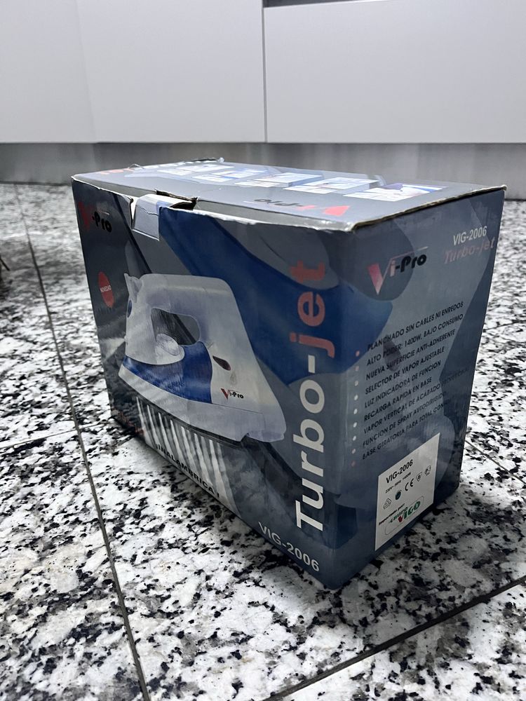 Ferro de passar a roupa