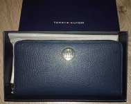 Portfel damski - Tommy  Hilfiger Core Lrg Za Wallet
