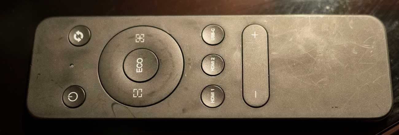 Портативний яскравий DLP 1080p 700Lm Miroir M631 проектор