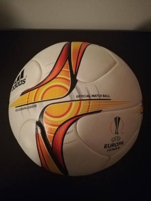 Bolas de futebol Oficiais