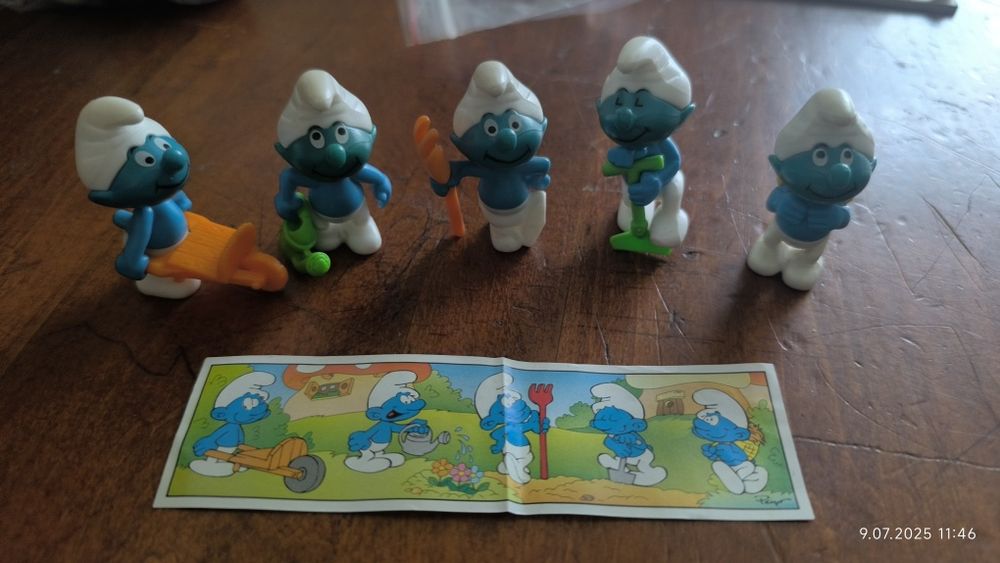 Smerfy ogrodnicy 2002 r Kinder niespodzianka