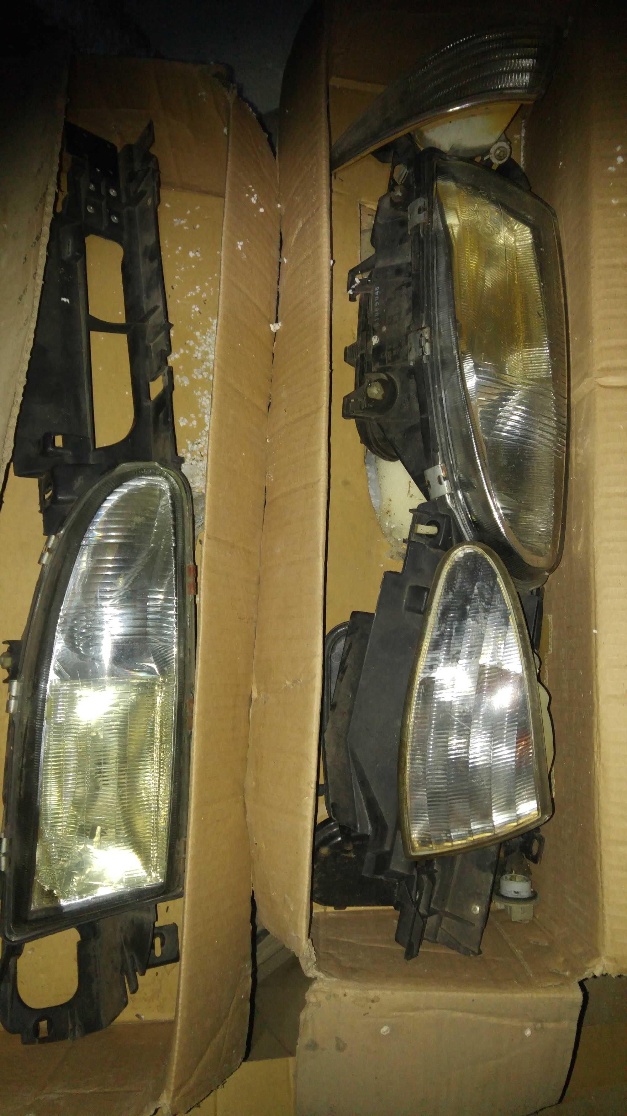 lampy przód mondeo mk1 93r