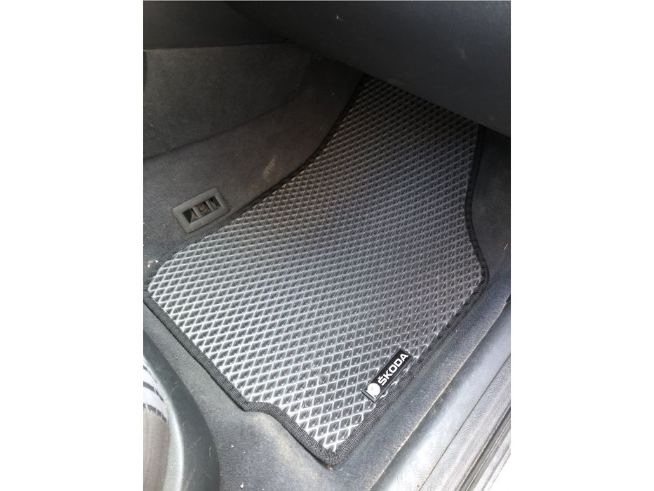 Коврики EVA Skoda Octavia I Tour A4 1996-2010 ( черные )