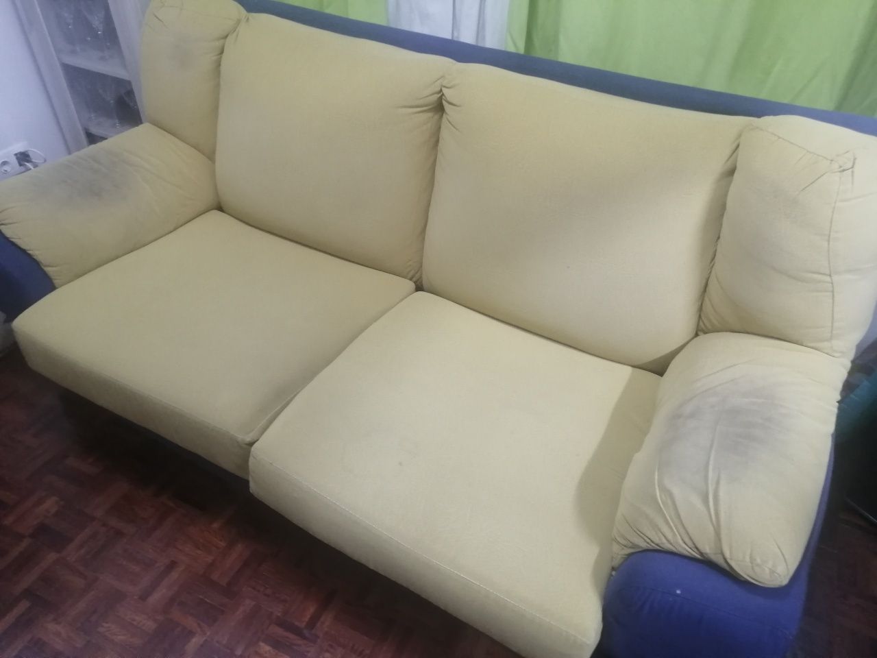 Sofa azul  3 lugares