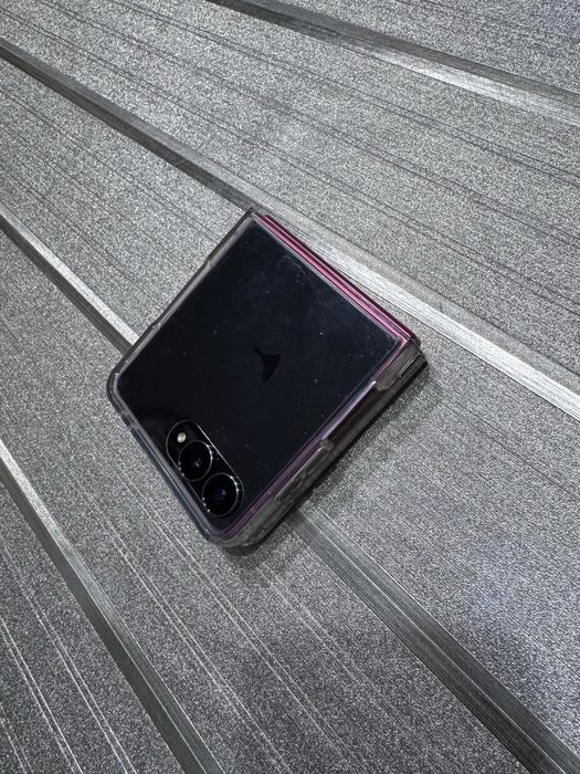 Samsung Z Flip 7 256gb