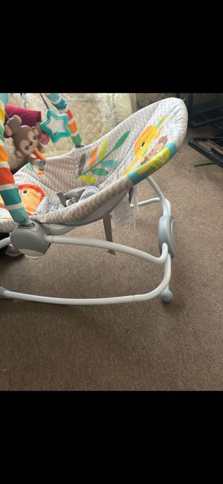 Крісло-шезлонг дитячий Крісло-шезлонг Bright Starts Safari