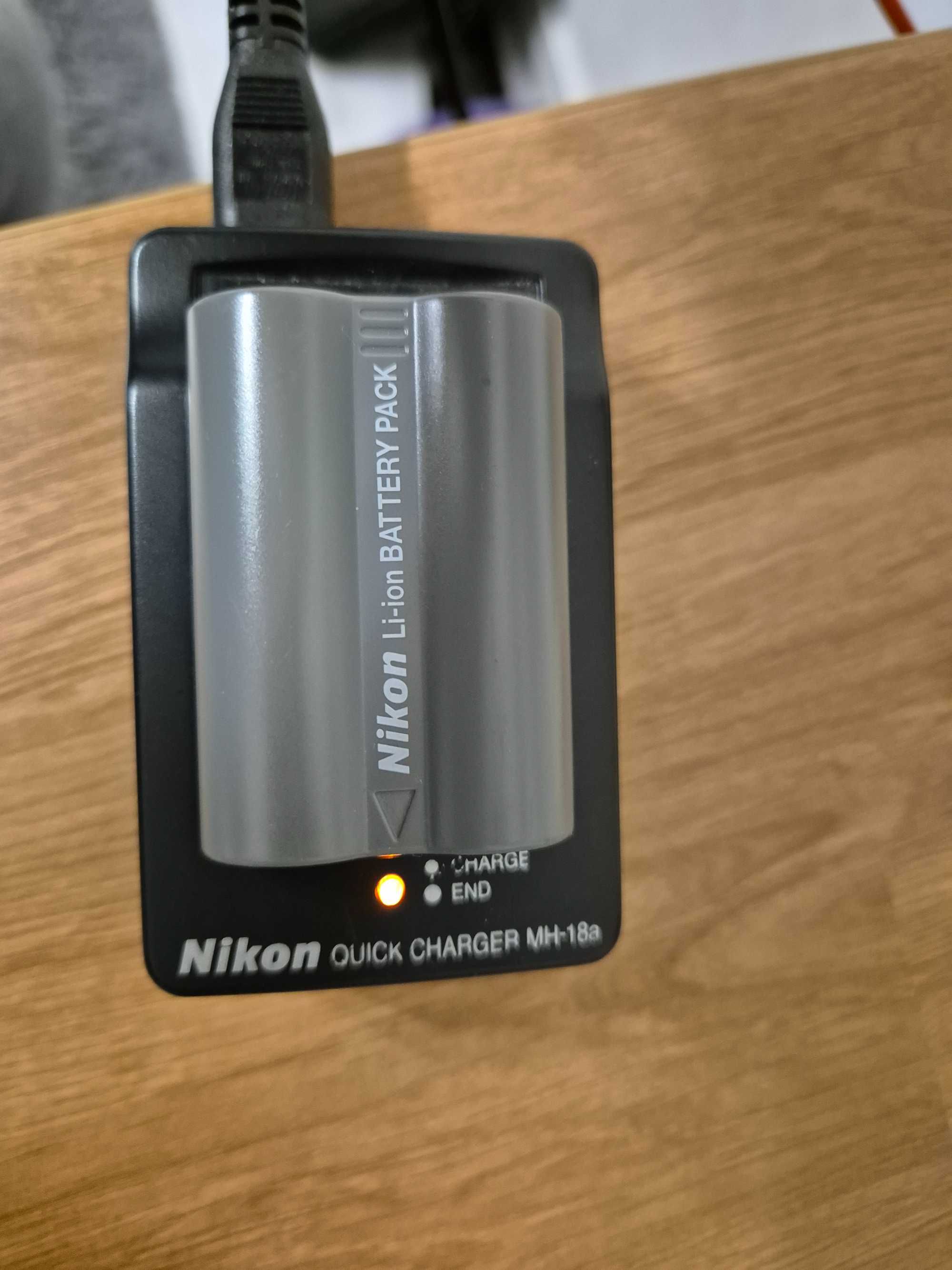 Aparat Nikon D90