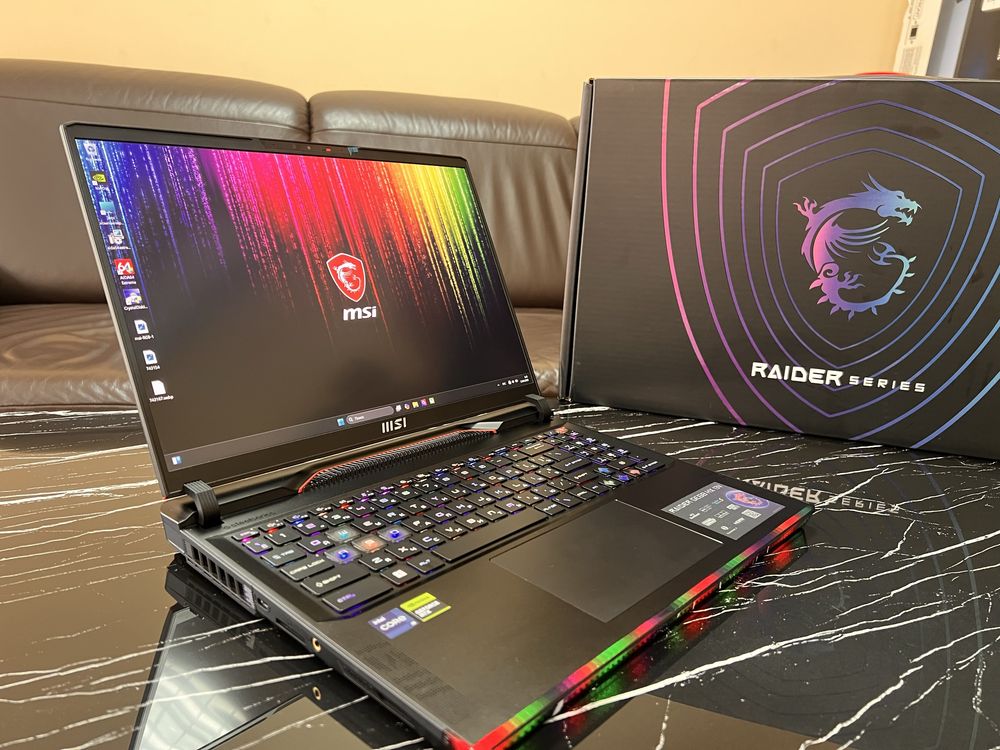 Игровой Msi Raider Ge68hx RTX 4090 i9-13980hx ddr5-32 ssd1tb QHD