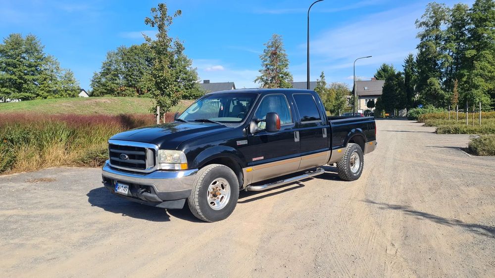 Ford F250 LARIAT SUPER DUTY 6.0 Powerstroke V8 większy brat F150