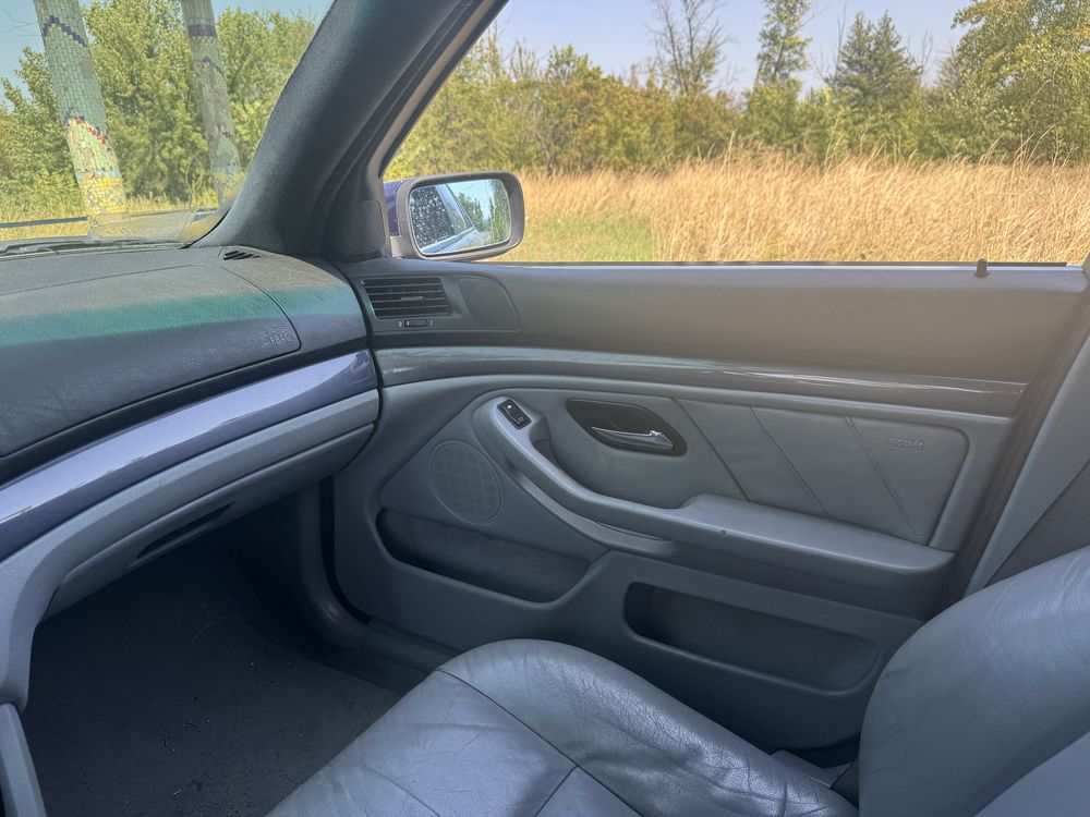ПРОДАМ bmw 5 e39