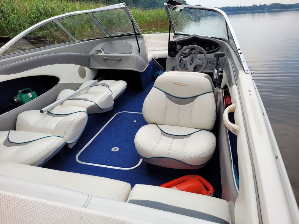 Motorówka Bayliner Capri ,2018 Evinrude e-tec 90hp